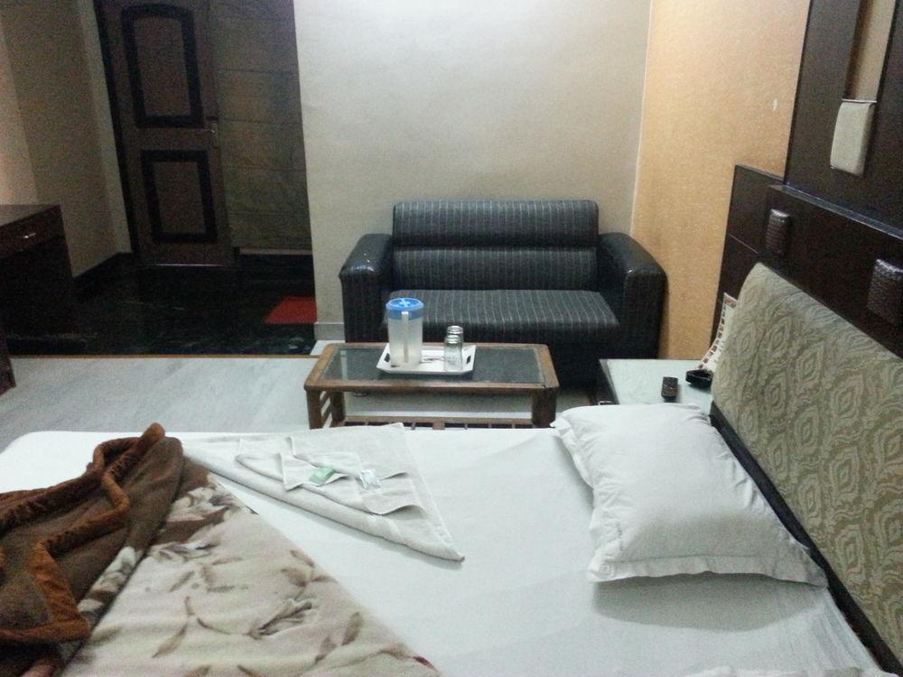 Albergue Hindustan- By Backpackers Heaven