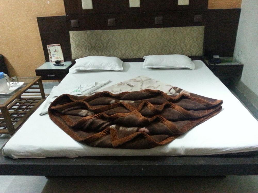 Albergue Hindustan- By Backpackers Heaven