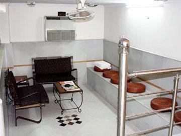 Hotel Pearl Plaza New Delhi