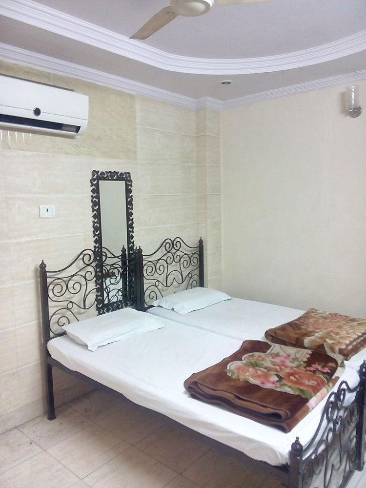 Hotel Roxy Dx 2*