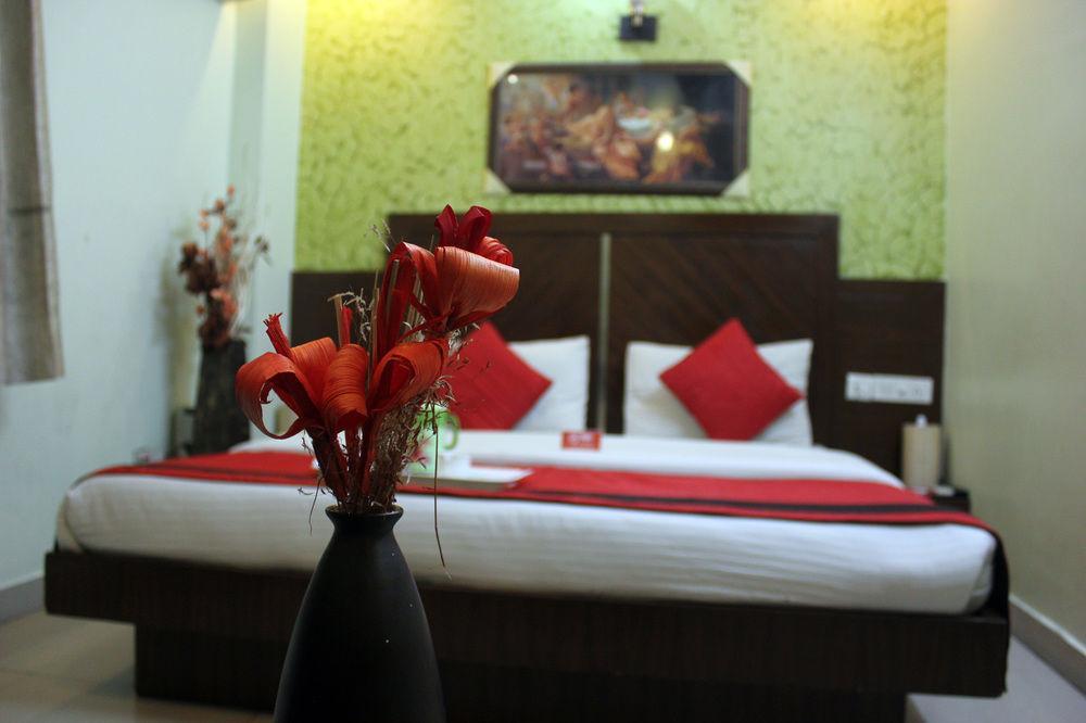 Hotel Oyo Paharganj Palace New Delhi