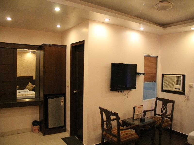 Amax Hotel