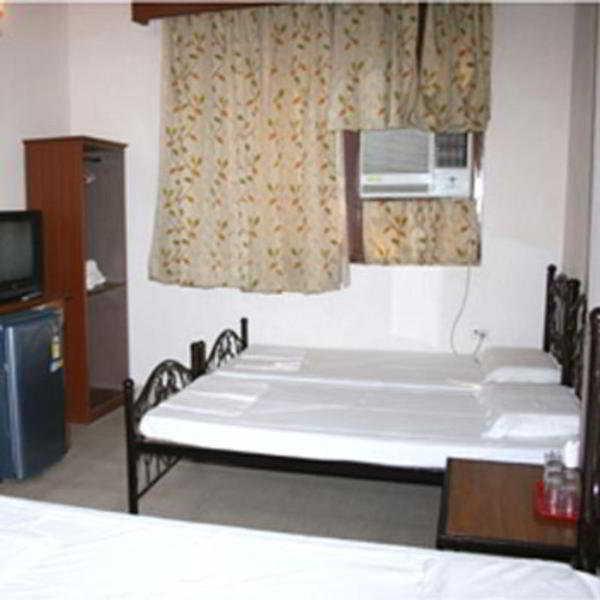 Kelson Dx With Parking, 2mins From Metro Station Near Railway Station 2* Nova Deli