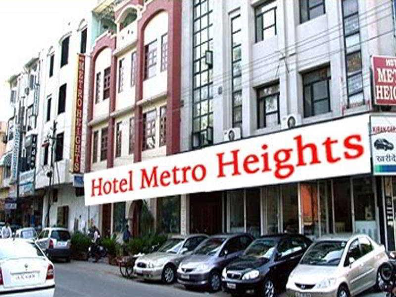 Hotel O Metro Height's Near Nangloi Railway Metro Station Delhi (National Capital Territory of India)