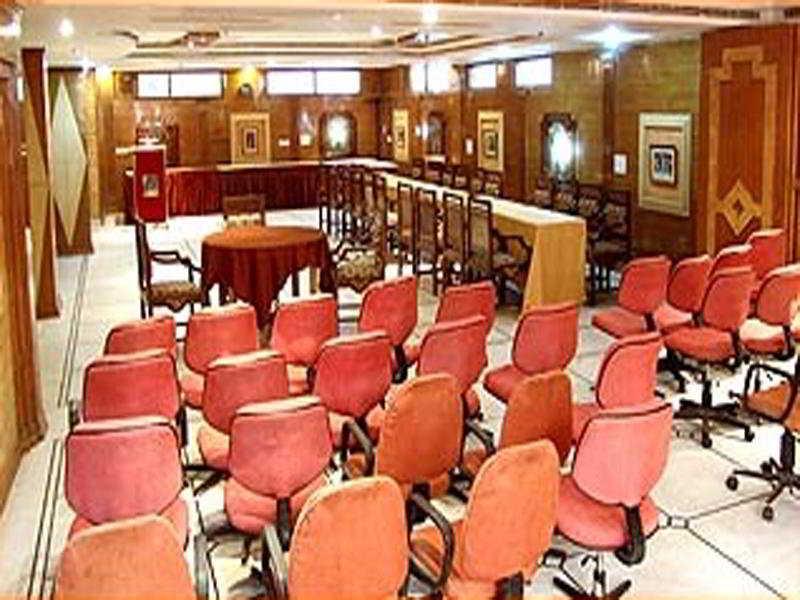 O Metro Height's Near Nangloi Railway Metro Station 3* Delhi (National Capital Territory of India)
