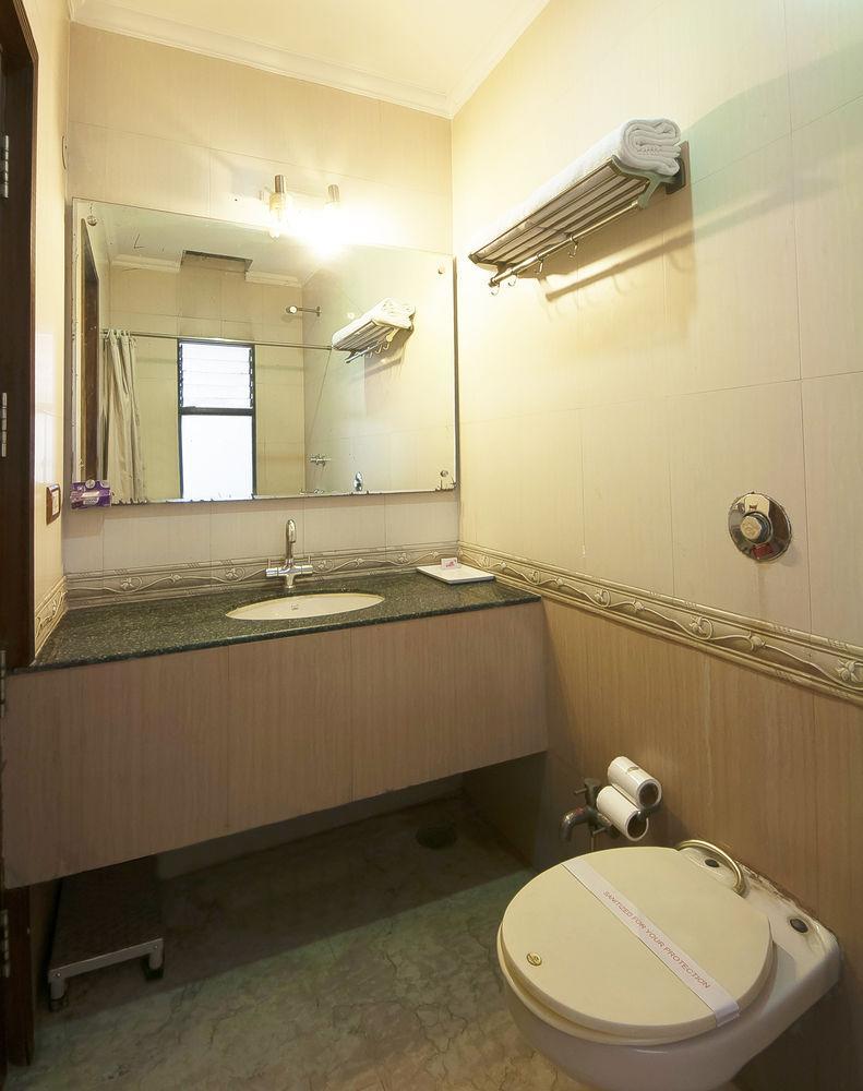Fabhotel Transit Delhi Airport Mahipalpur Hotel