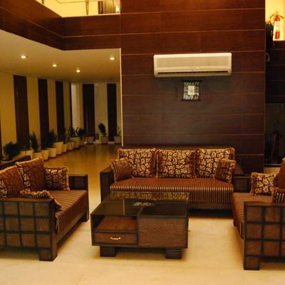New Walnut Castle 3*