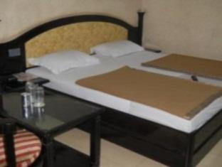 B Continental 3*