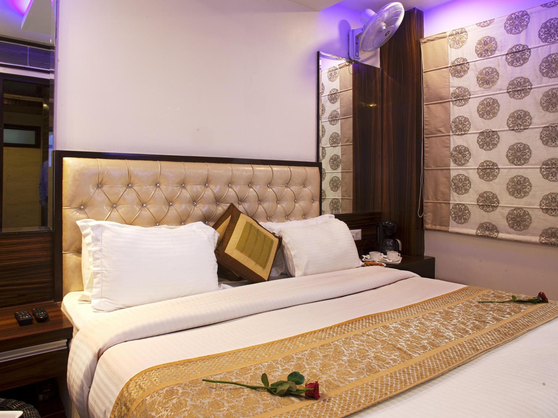 Delhi 55 -city Center Hotel New Delhi