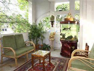 Cedar Court Bed & Breakfast Delhi (National Capital Territory of India)