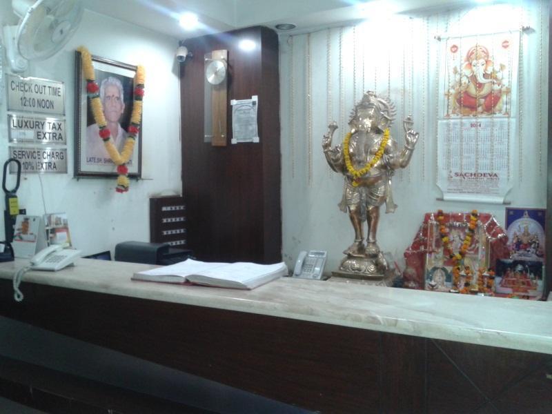 Seven Seas 2* New Delhi