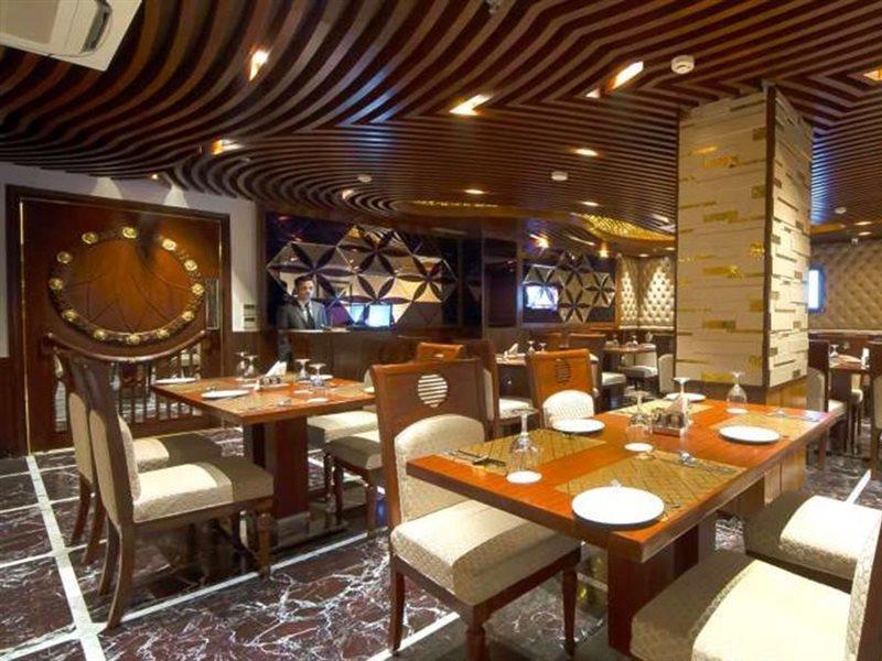 Hotel Swaran Palace 4*
