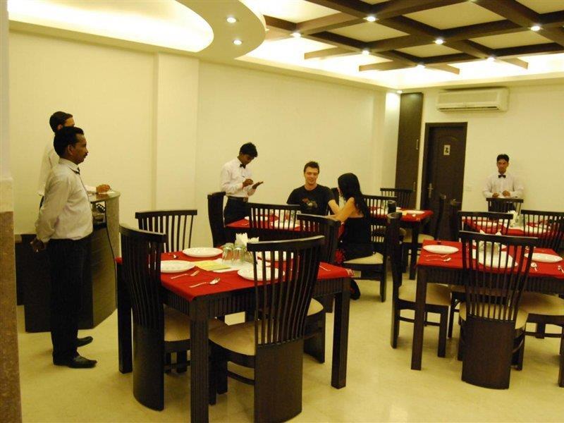 Hotel New Walnut Castle 3*