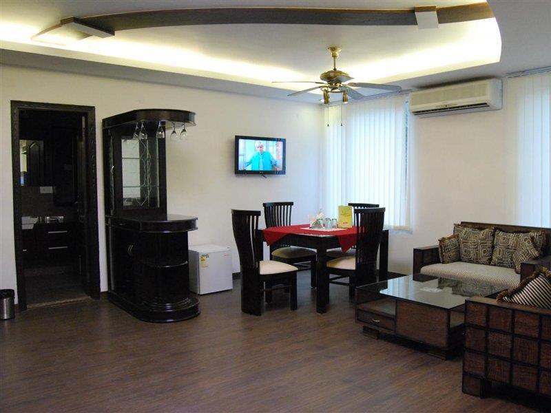 New Walnut Castle