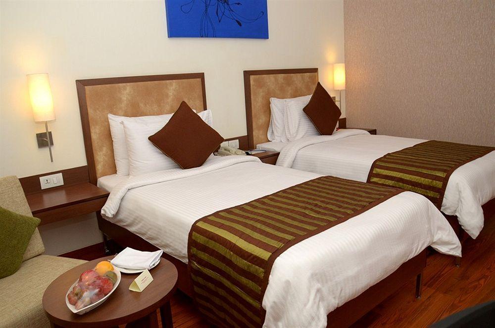 Hotel Four Points By Sheraton New Delhi, Airport Highway 3*