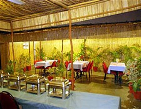 Hotel Capital O 2382 White House Continental 3*