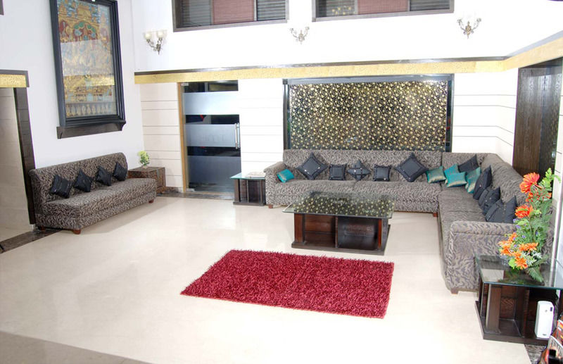 Hotel Anila Naraina Vihar