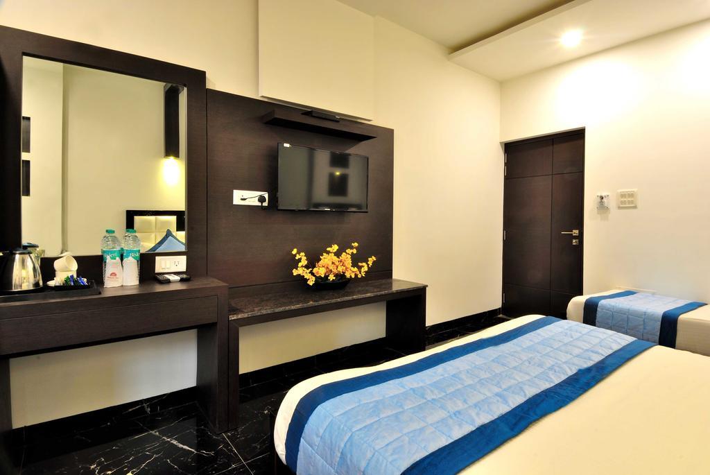 Hotel Arihant Inn-near Blk Hospital