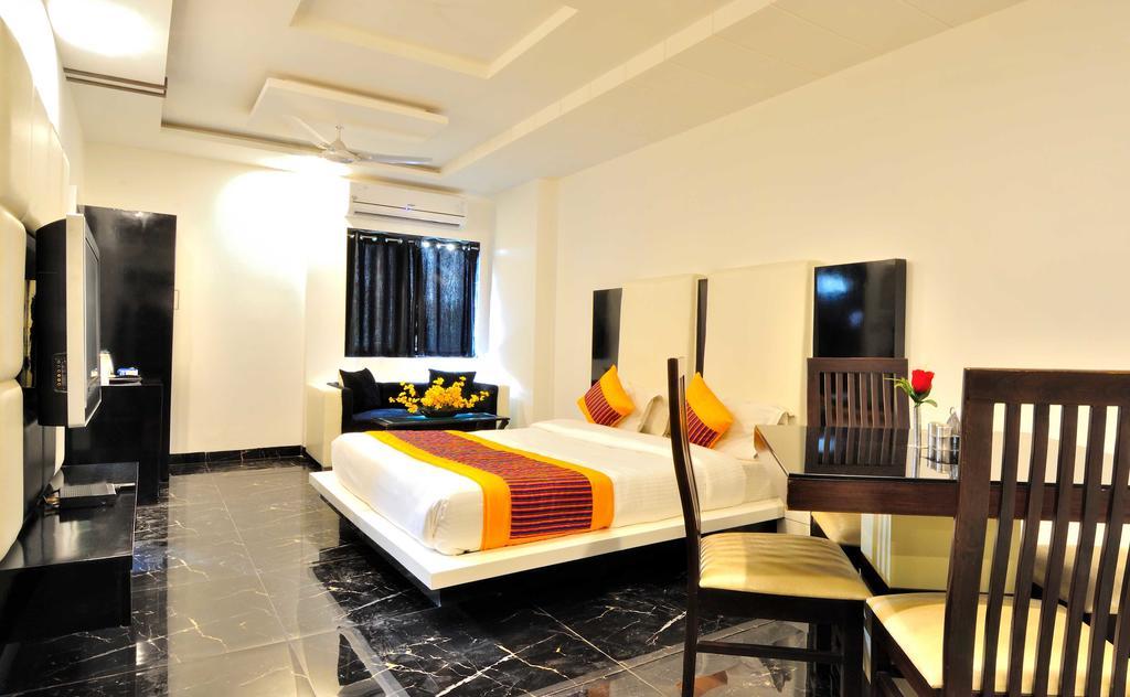 Arihant Inn-near Blk Hospital New Delhi