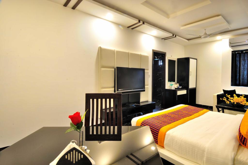 Arihant Inn-near Blk Hospital 2* New Delhi