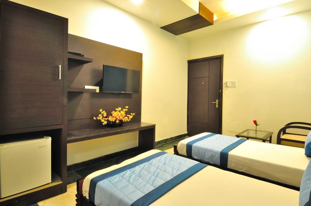 Arihant Inn-near Blk Hospital New Delhi