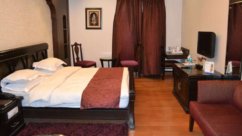 Rockland Hotel, C.r Park Hotel 4*