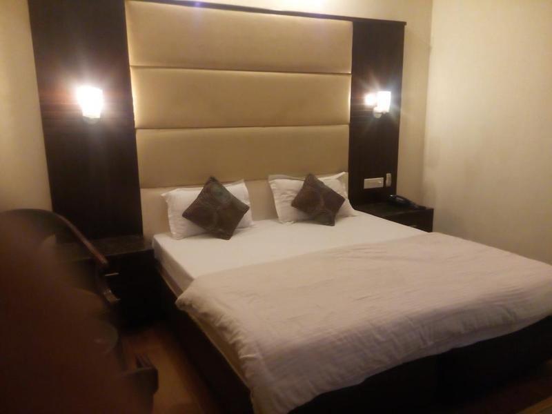 Arihant Inn-near Blk Hospital Hotel