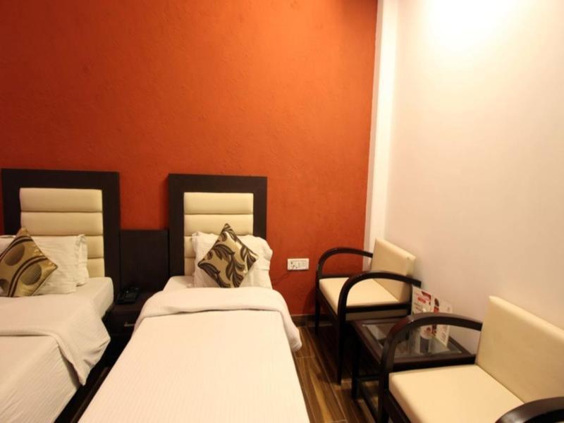 Hotel Arihant Inn-near Blk Hospital 2*
