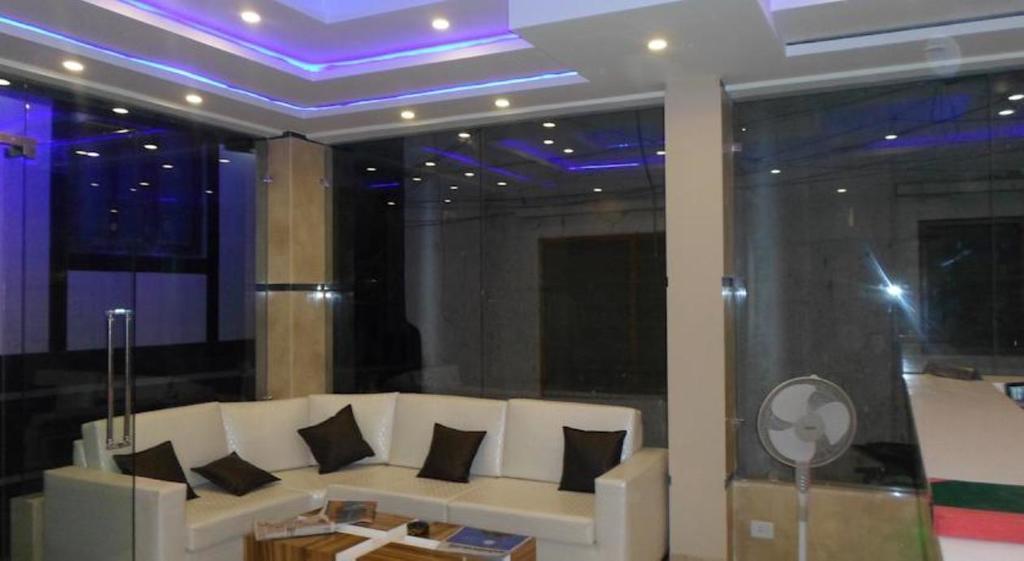 Hotel Saffron 3*