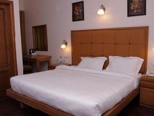 Oscar - Hauz Khas Hotel 3*