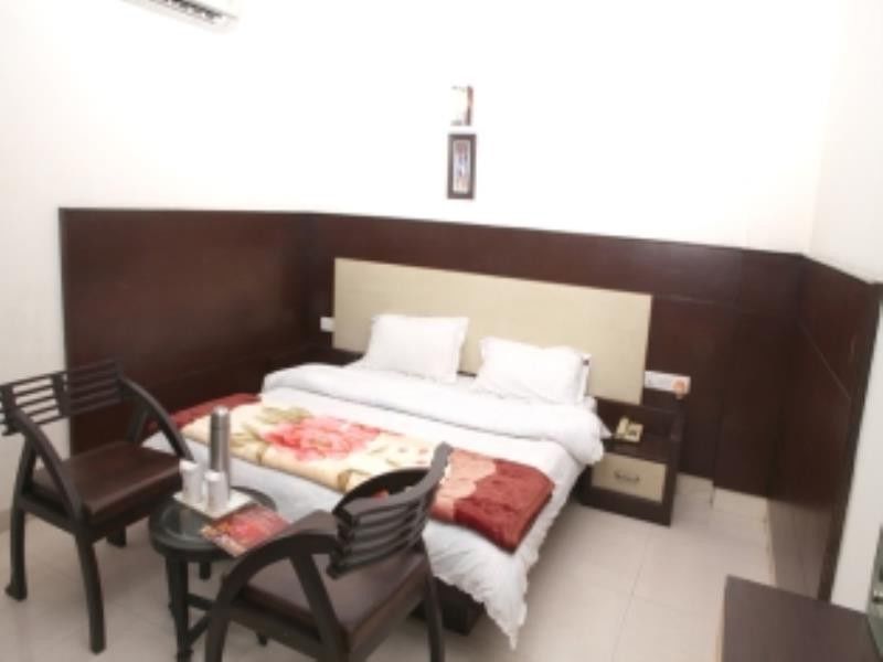Pahwa International 3* New Delhi