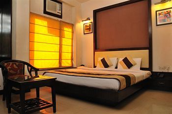 Grand Plaza Hotel