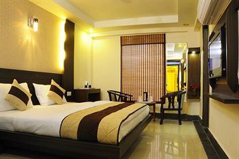 Hotel Grand Plaza 3*