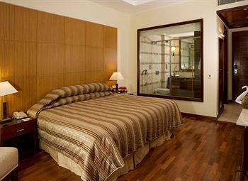 The Ocean Pearl Retreat Hotel New Delhi