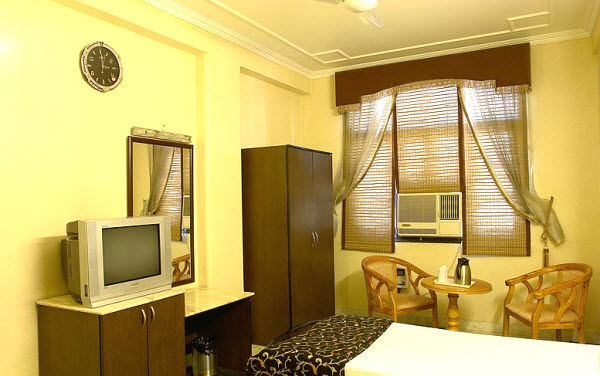 Treebo Trend Singh Sons Karol Bagh 3*