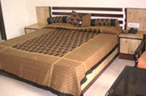 Hotel Capital O 2382 White House Continental