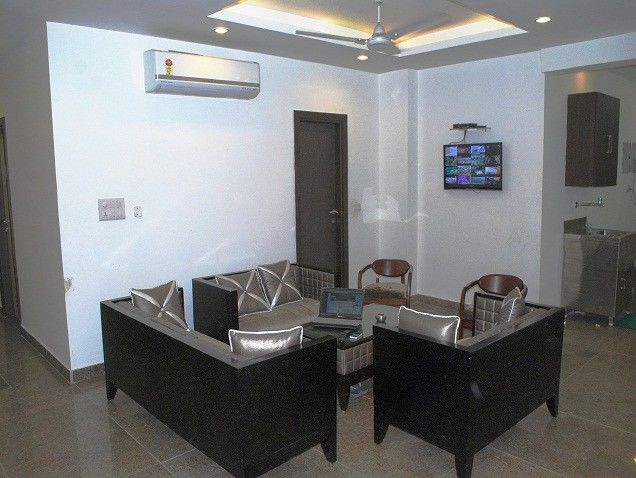 Emporio Near Railway Station Hotel 3*