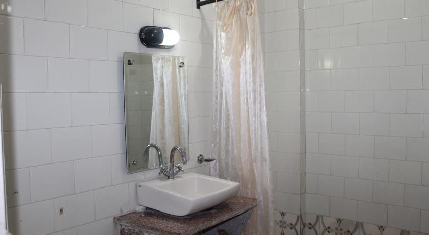 Fabhotel India International Near Railway Station 3*