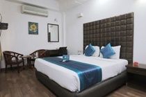 Treebo Connaught Mews Hotel 3*