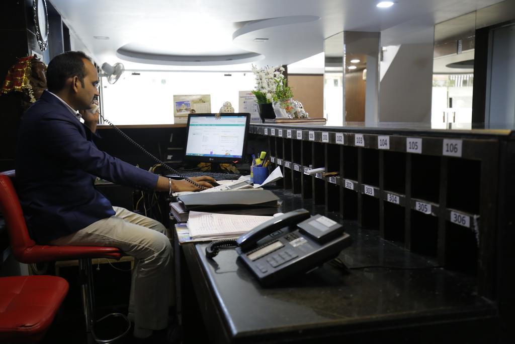 Pride, Karol Bagh Hotel 3*
