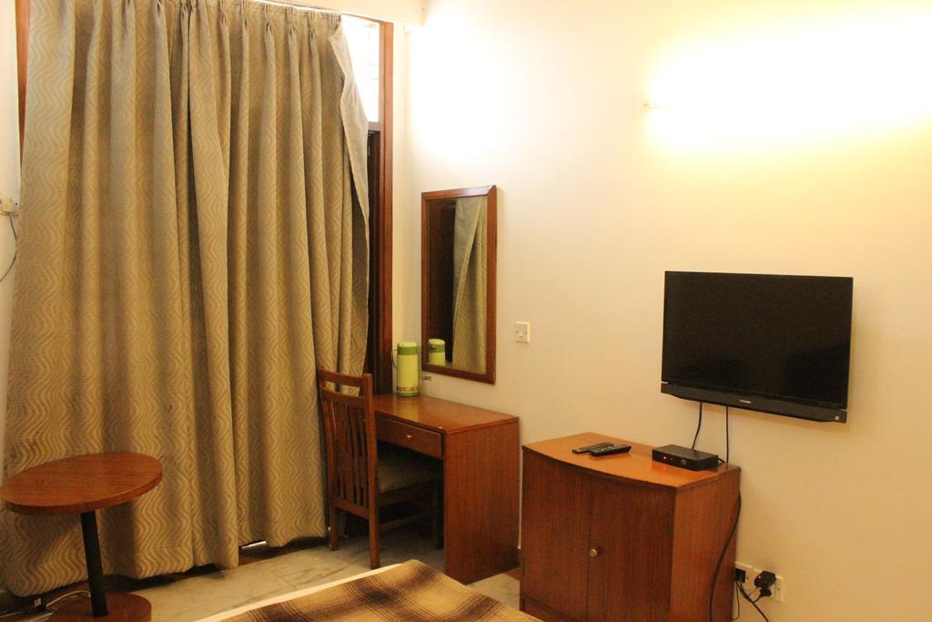 Centre Nizamuddin Hotel