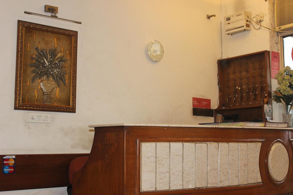 Centre Nizamuddin New Delhi