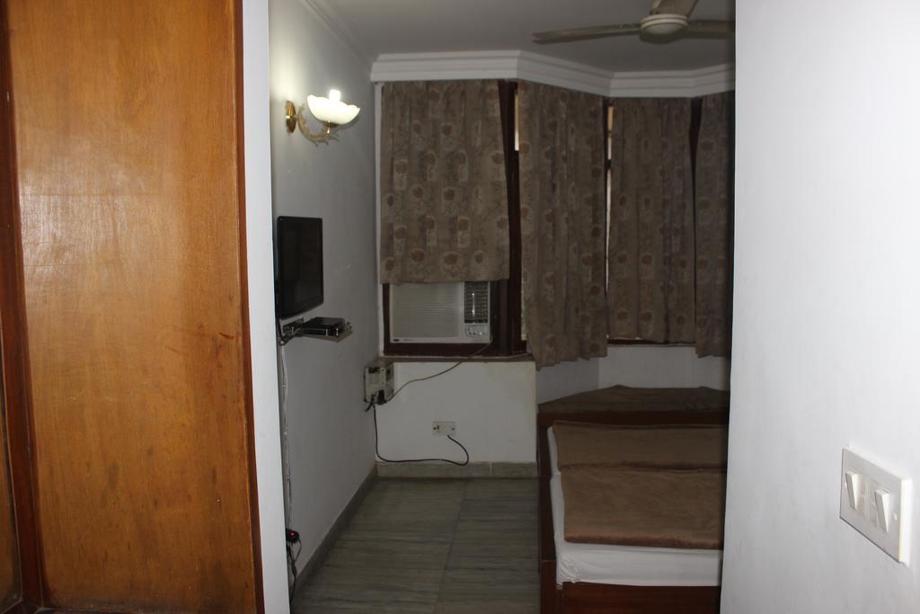 Centre Nizamuddin Hotel