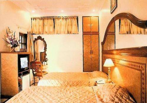 Homestay Bajaj Indian *