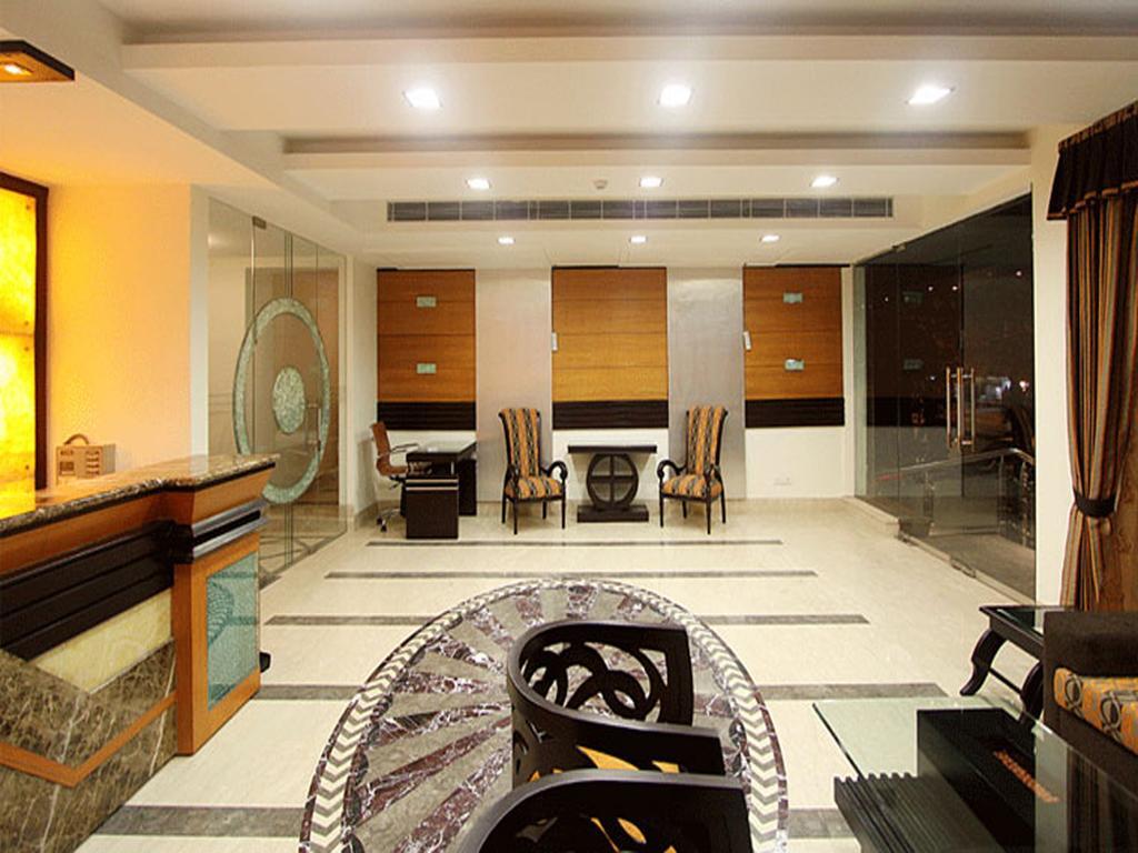 Hotel Southgate Delhi 3*