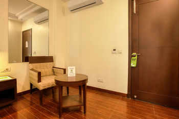 Treebo Kings Plaza New Delhi
