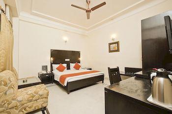 Oyo Gk 1 Premier New Delhi