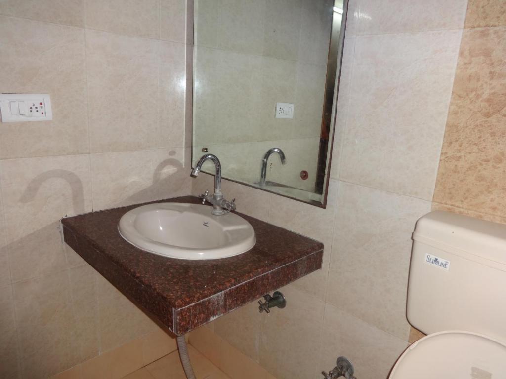 Pearl Plaza Hotel New Delhi