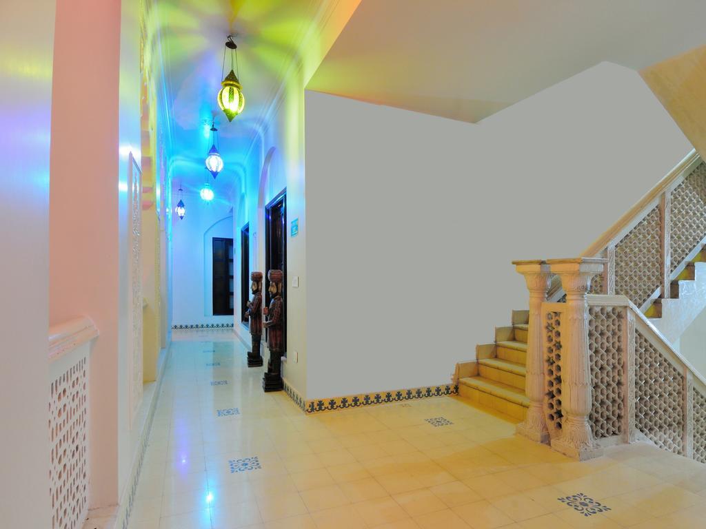 Hotel Staybook-jyoti Mahal A Heritage