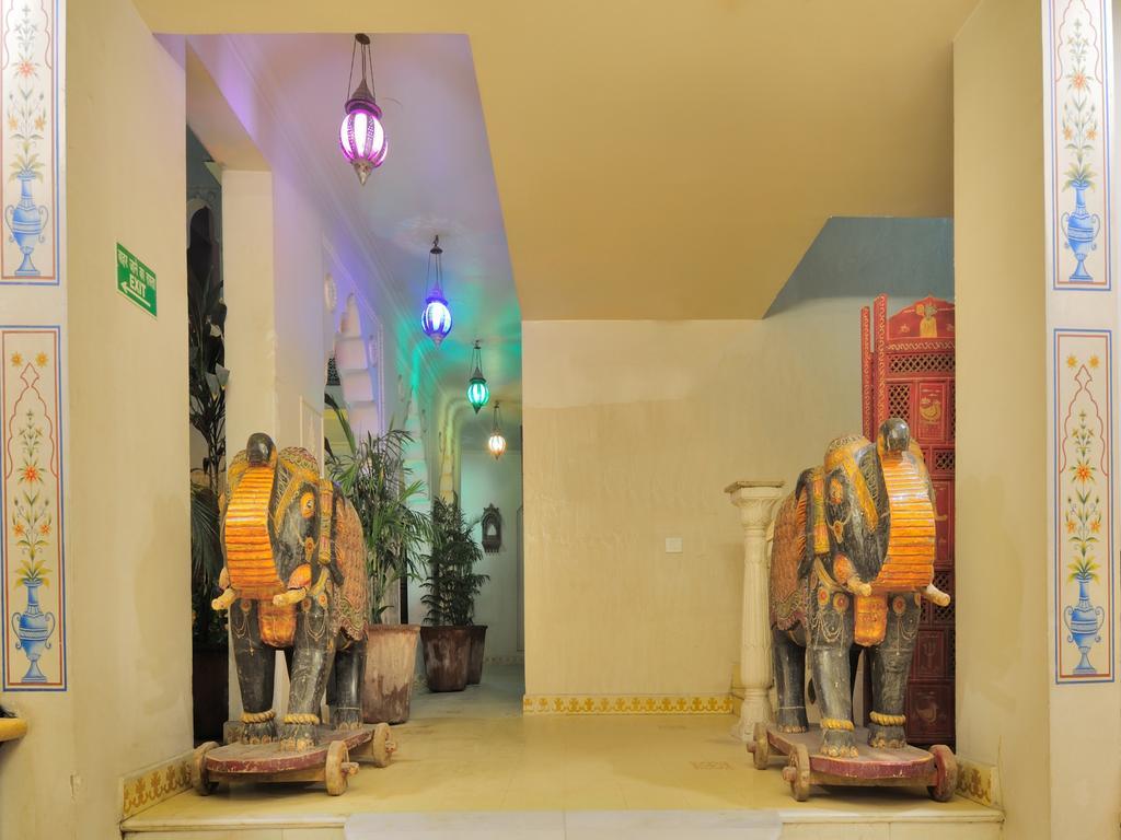 Staybook-jyoti Mahal A Heritage